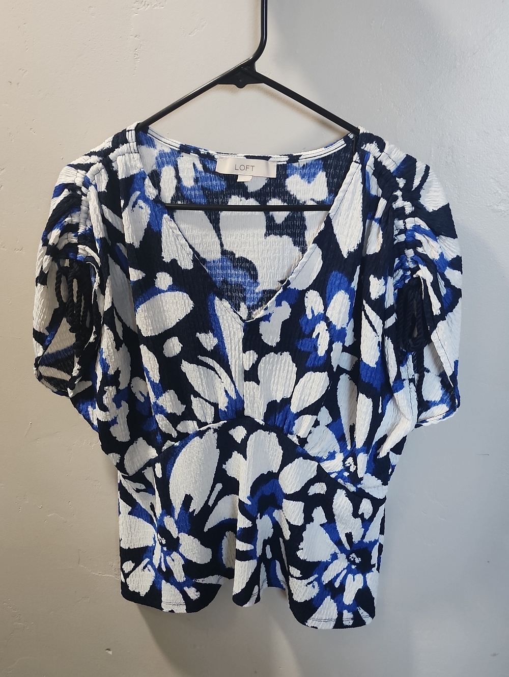 LOFT Navy Blue White Floral V-Neck Top
